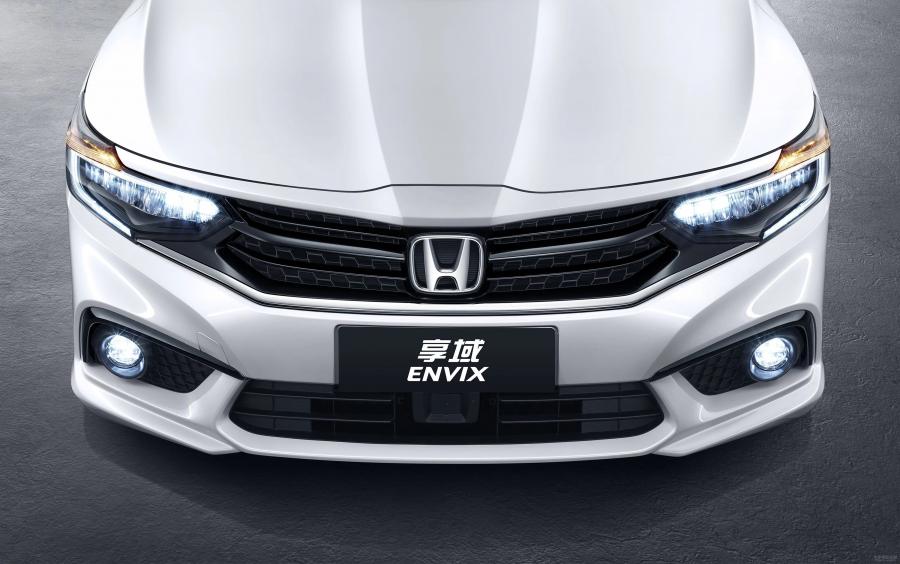 Детали экстерьера Honda Envix 2019 года  (фото 5 из 7)